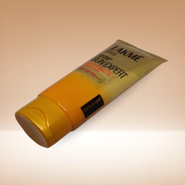 Lakmé 9to5 Sun Expert Super Matte Sunscreen Lotion - Image 4