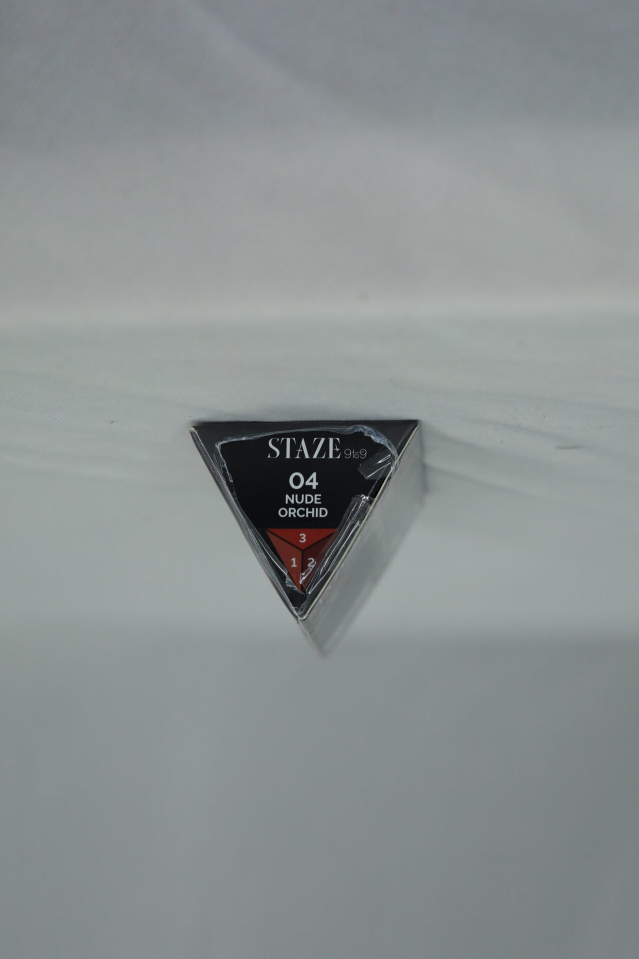 Staze 9to9 Love Tri-Angle Lipstick - 04 Nude Orchid